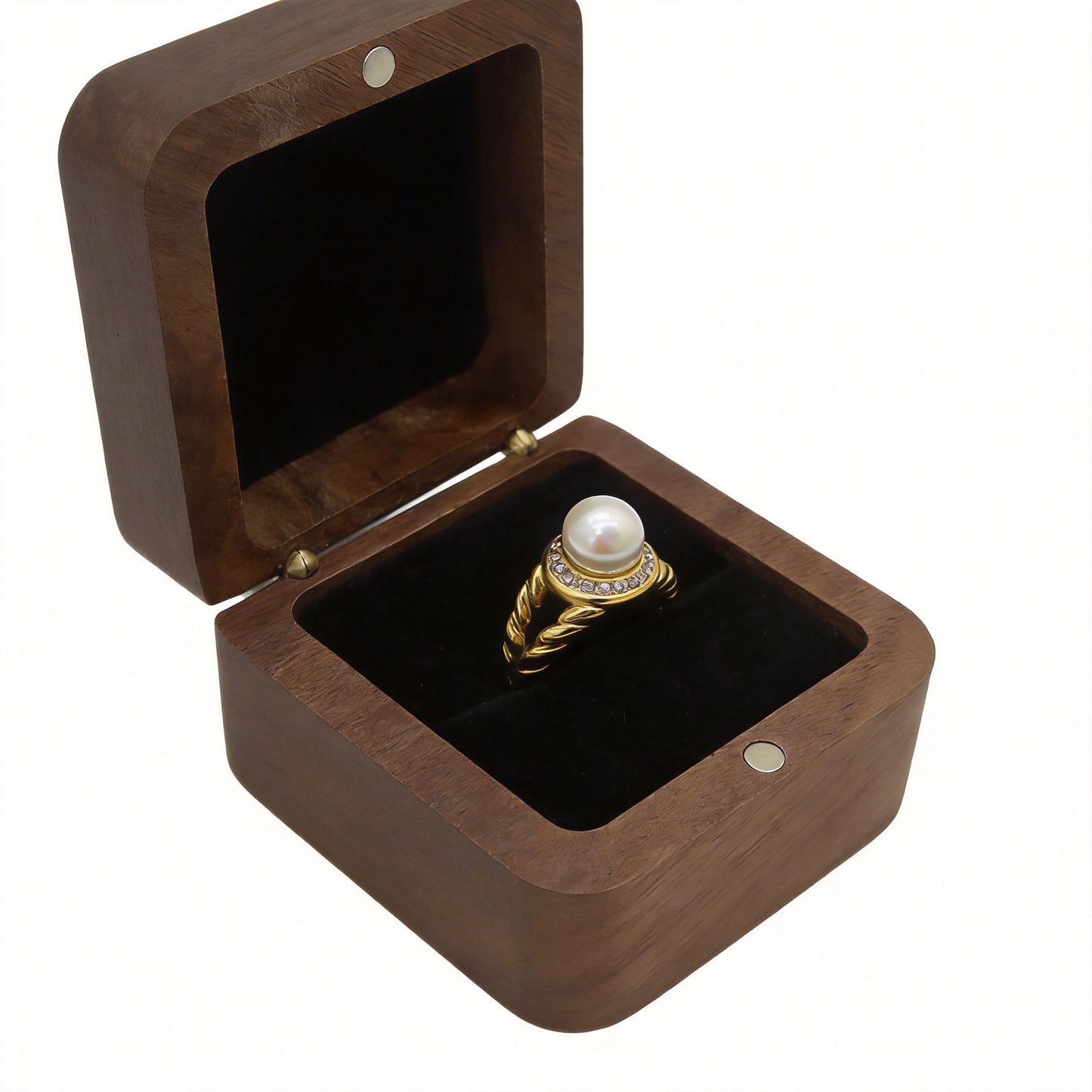 The Vintage Muse Pearl Ring