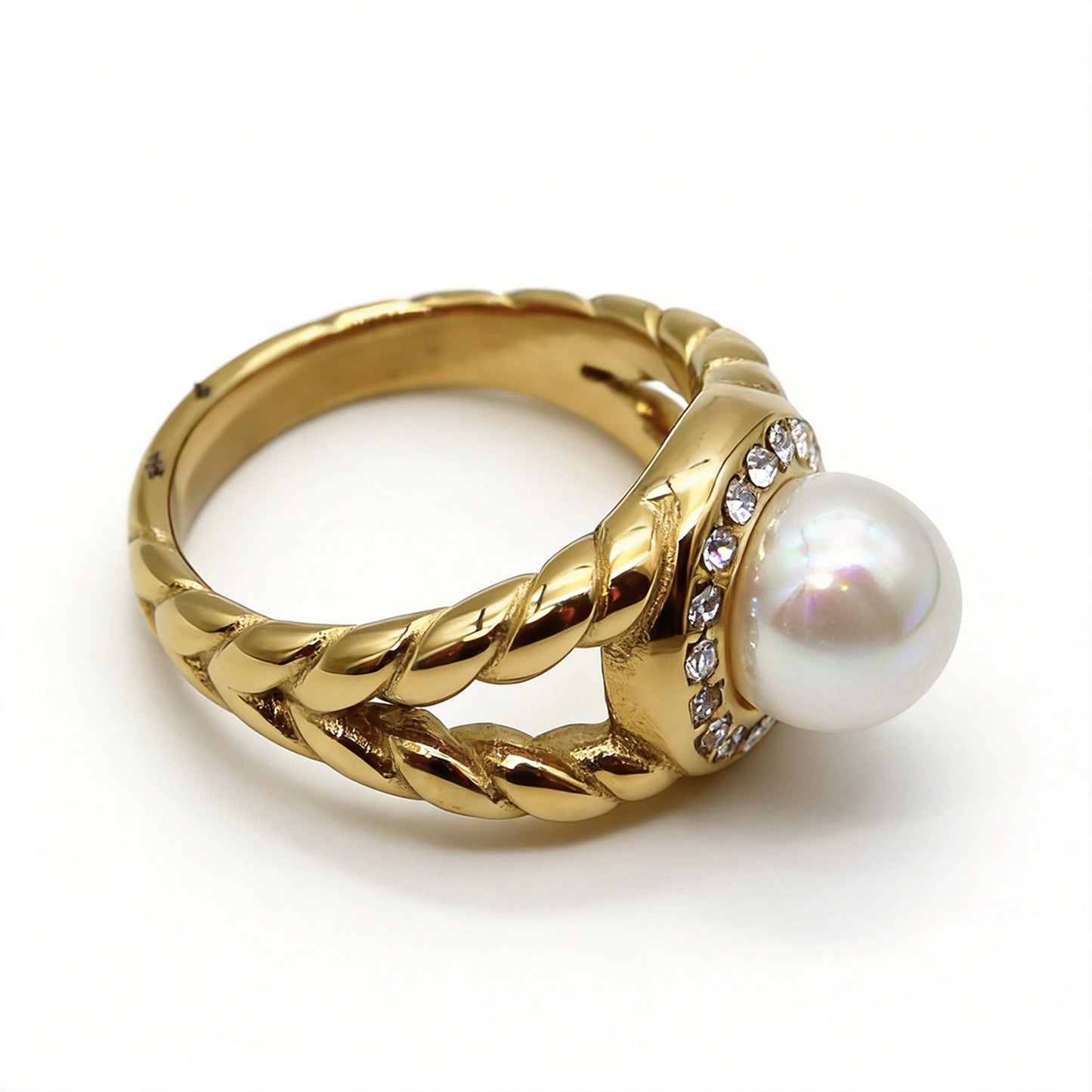 The Vintage Muse Pearl Ring